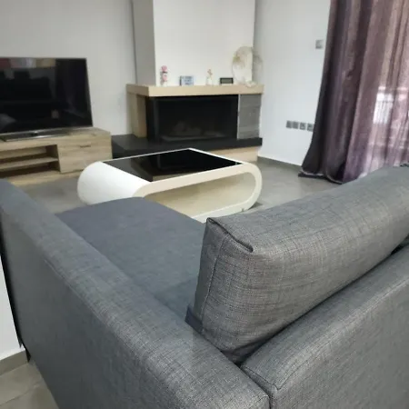 Appartement Dennis Patrasso - Modern In *
